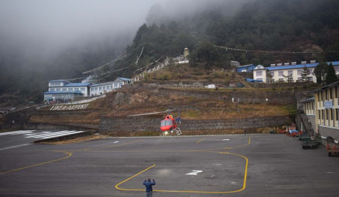 Helicopter tours in Nepal
