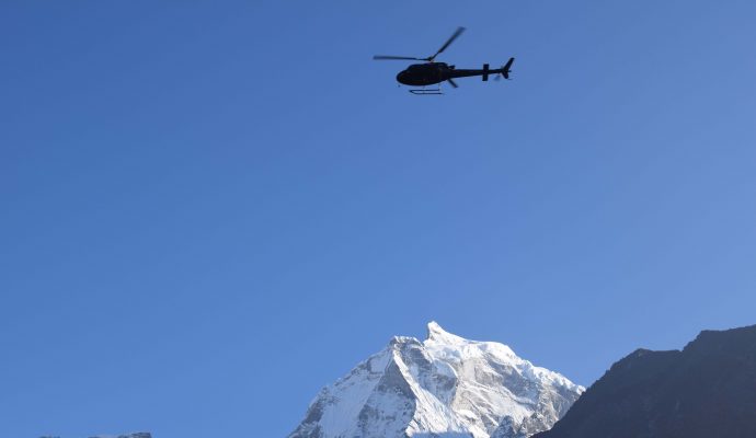 Kailash fixed departure tour by Helicopter