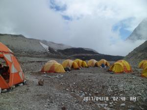 Tent way to Lobuche Peak