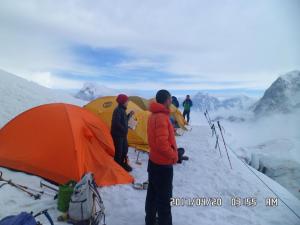 everest base camp three